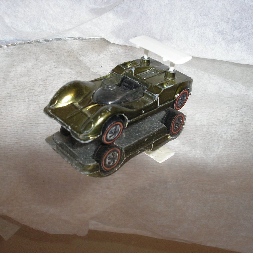 Hot Wheels Redline Chaparral 2G 1968 Olive